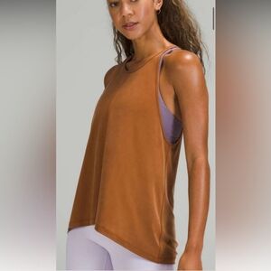 Lululemon high low tank